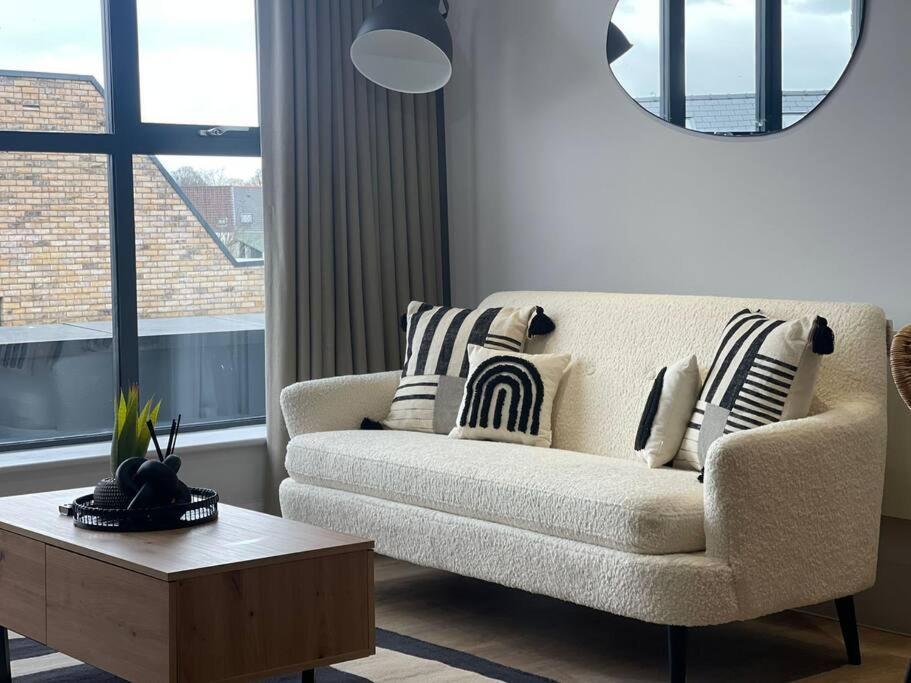 Trendy Apartment In Cardiff Free Parking エクステリア 写真
